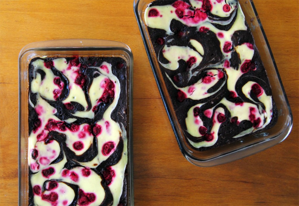 raspberry cheesecake brownie pan