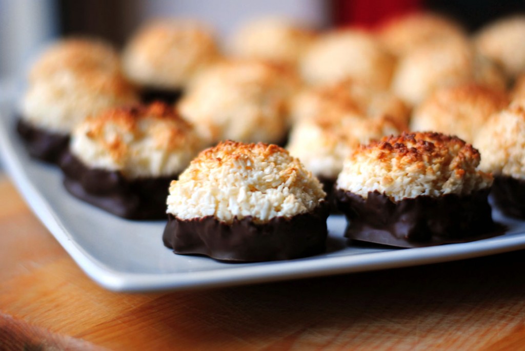 chocolate dipped coconut macaroons