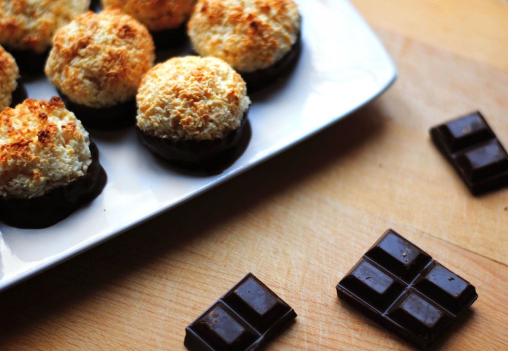 chocolate dipped coconut macaroons with chocolate